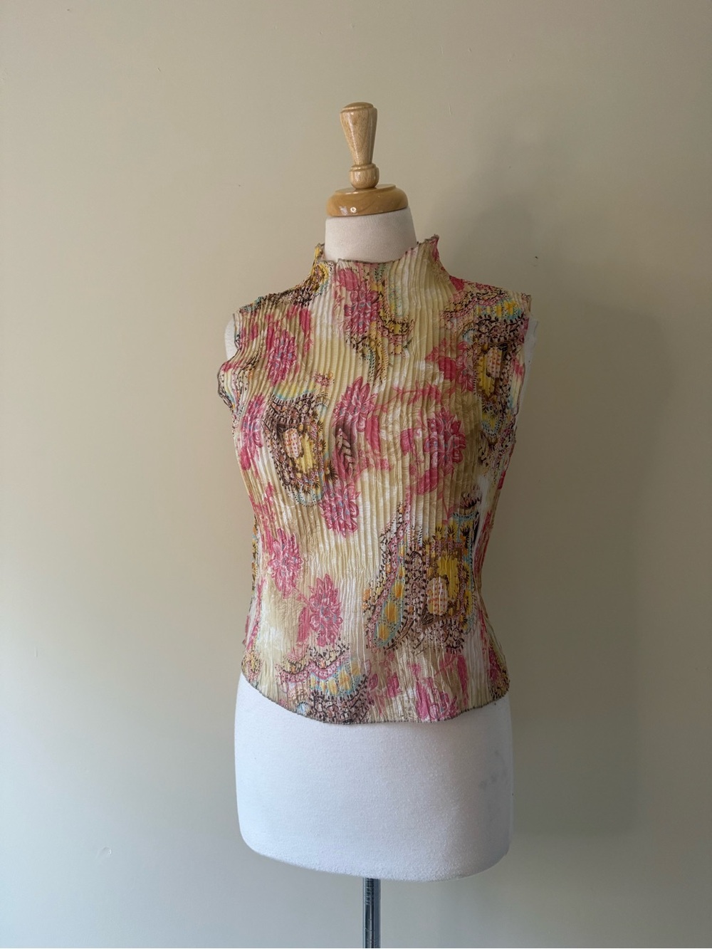 Vintage Pleated Floral Mock Neck Sleeveless Top Pink Cream Y2K